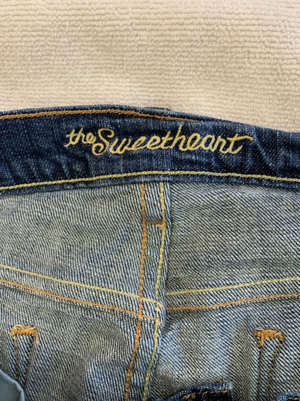 Jeans Women Size 14 Short Mid Rise Slim Straight Stretch Old Navy Sweetheart - Picture 3 of 7